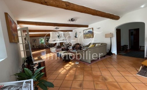 Casa a Nevons-strada di Apt, L'Isle-sur-la-Sorgue, Francia 1