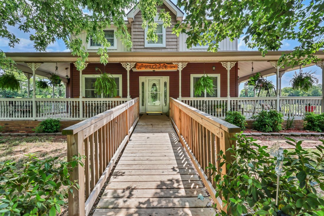 House in Adams, Tennessee, United States 1 - 18881178