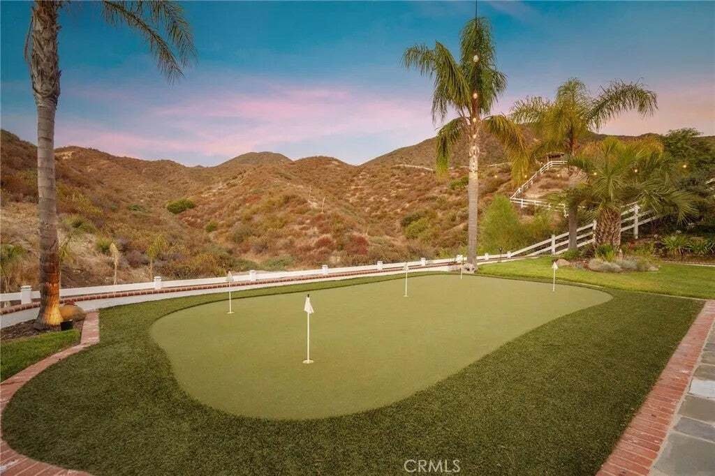 House in Santa Clarita, California, United States 5 - 18605575