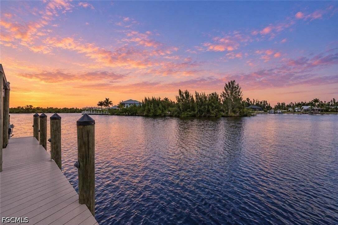 Casa a Cape Coral, Florida, Stati Uniti 3 - 18878868