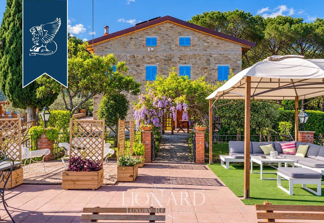 Villa in Santa Firmina, Arezzo, Tuscany 3 - 15263469