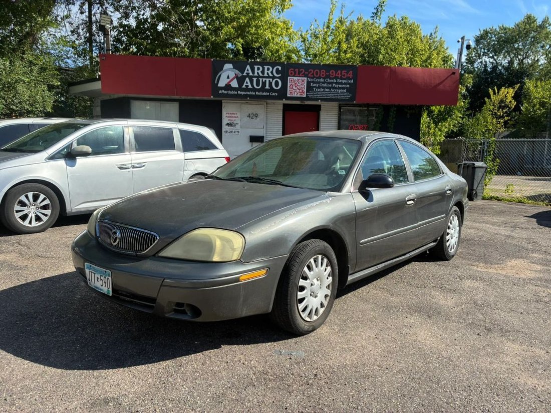 Sedan in Minneapolis, MN, United States 1 - 18892319