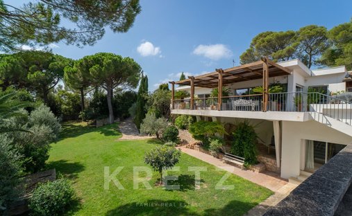 Villa in Jardins de la Fontaine, Nîmes, Frankreich 1