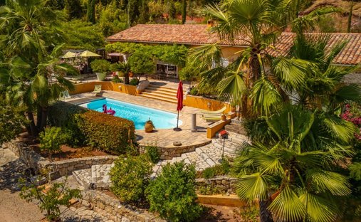 House in La Motte, Provence-Alpes-Côte d'Azur, France 1