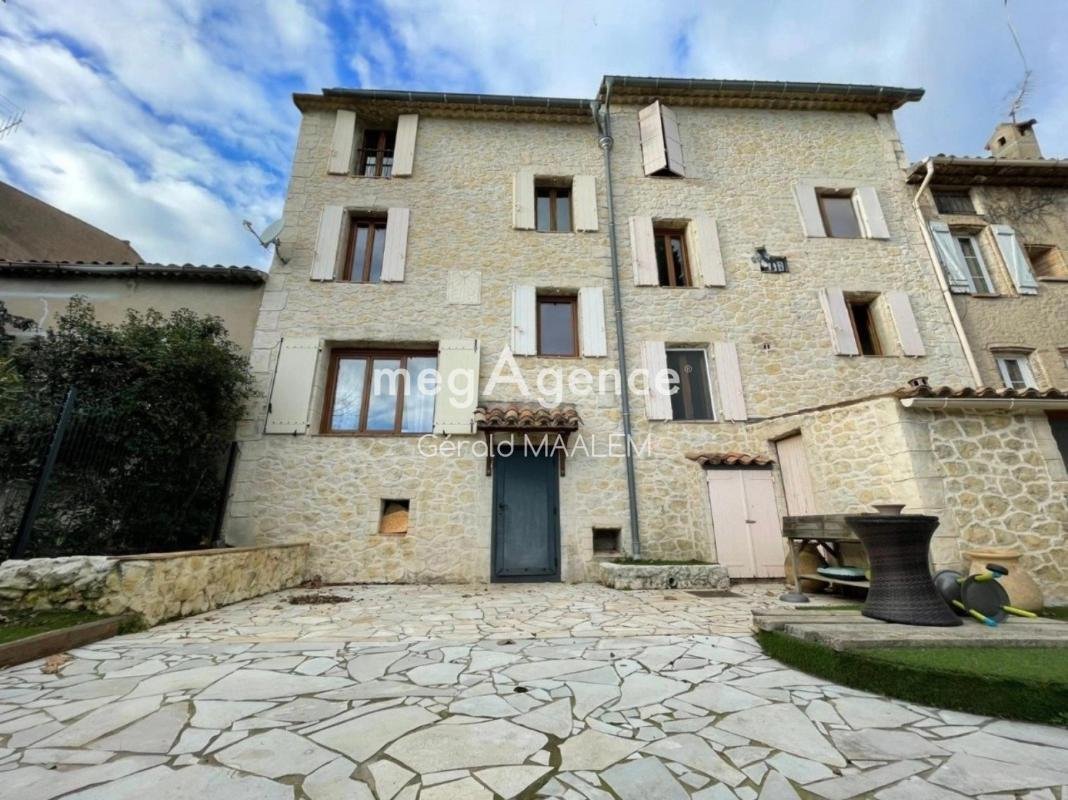 Casa en Le Plan-de-la-Tour, Provenza-Alpes-Costa Azul, Francia 1 - 18885543