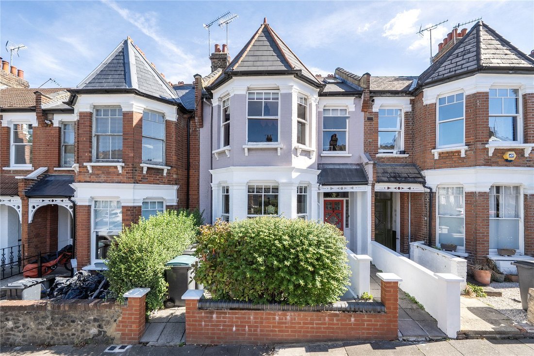 Haus in Muswell Hill, Haringey, England 1 - 18889348