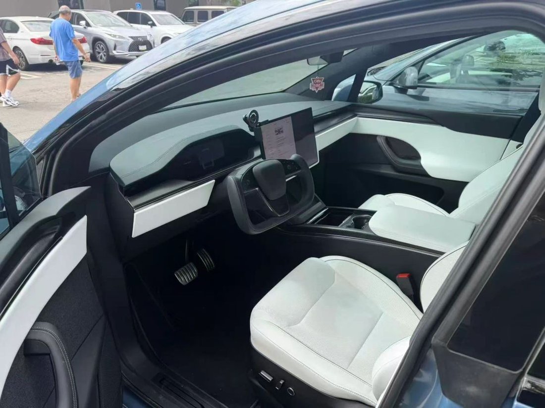 Suv in Costa Mesa, CA, United States 3 - 18892057