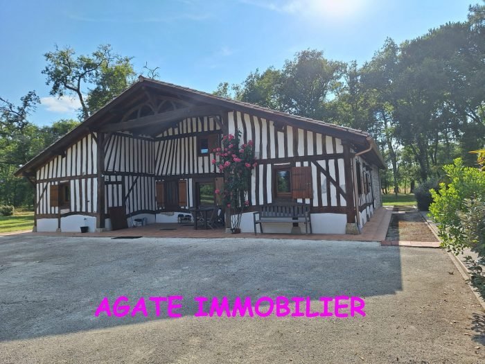 House in Saint-Symphorien, Nouvelle-Aquitaine, France 1 - 18881067
