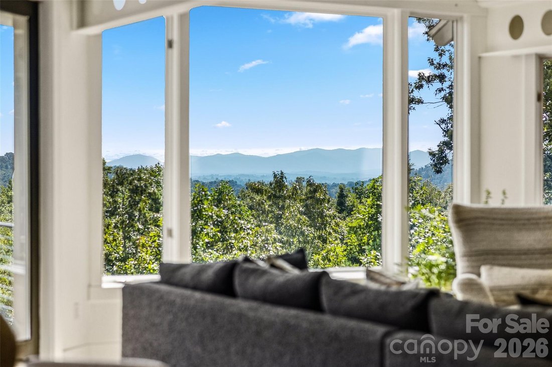 Casa en Asheville, Carolina del Norte, Estados Unidos 3 - 18349039