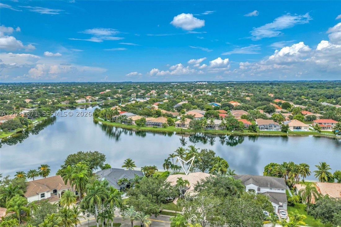 Casa en Pembroke Pines, Florida, Estados Unidos 2 - 18879765