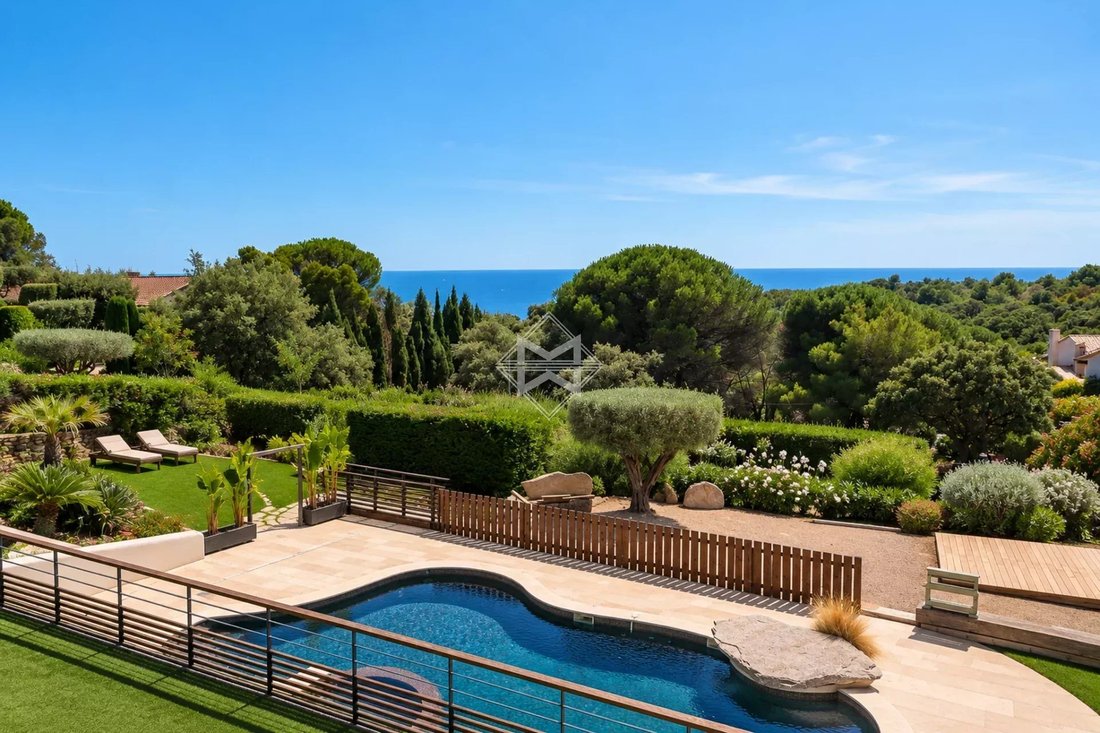Villa en La Croix-Valmer, Provenza-Alpes-Costa Azul, Francia 2 - 18885481