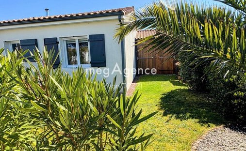 House in Agglomération-Nord Est, Talmont-Saint-Hilaire, France 1