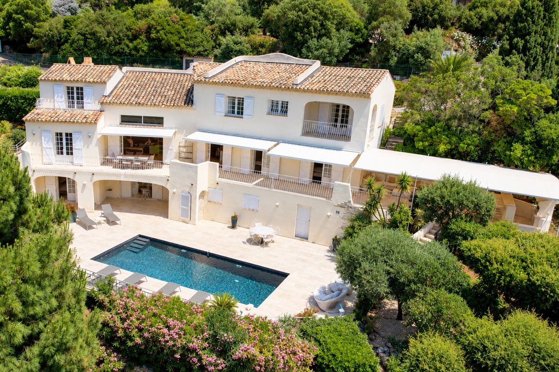 Villa à Les Issambres, Roquebrune-sur-Argens, France 1 - 16968682