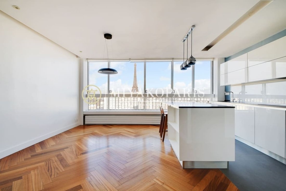 Apartment in Violet Commerce, Paris 15e Arrondissement, Paris 2 - 16918831