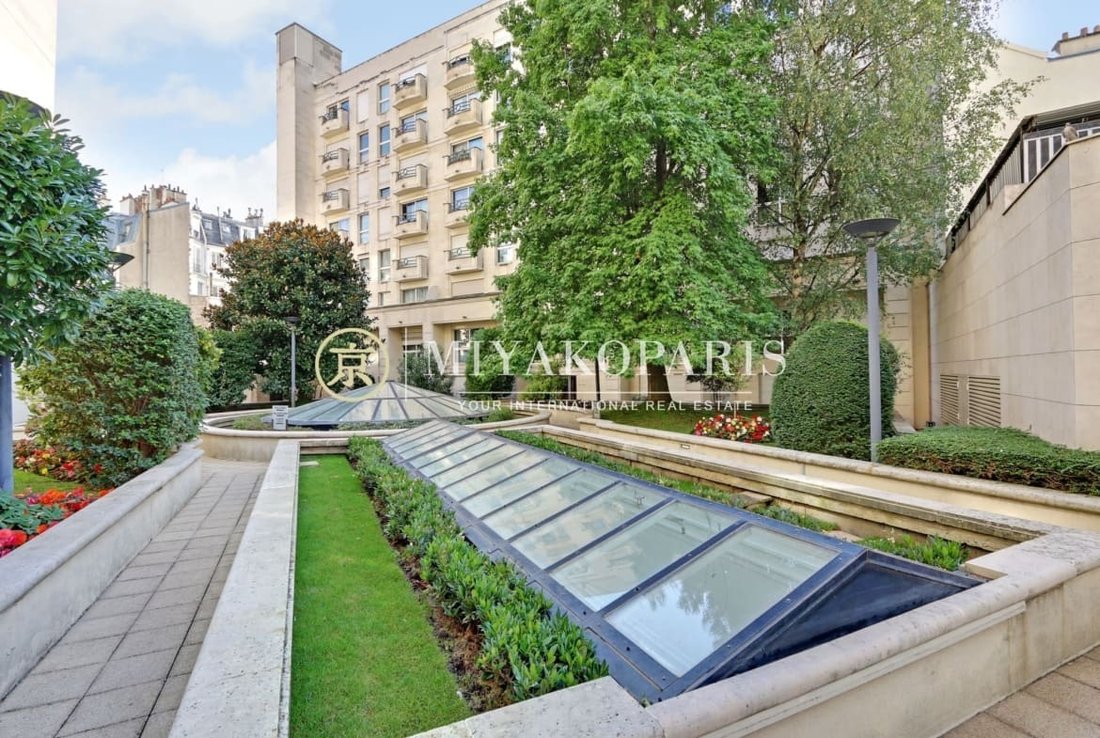 Appartamento a Bois de Boulogne, Paris 16e Arrondissement, Parigi 1 - 15959796