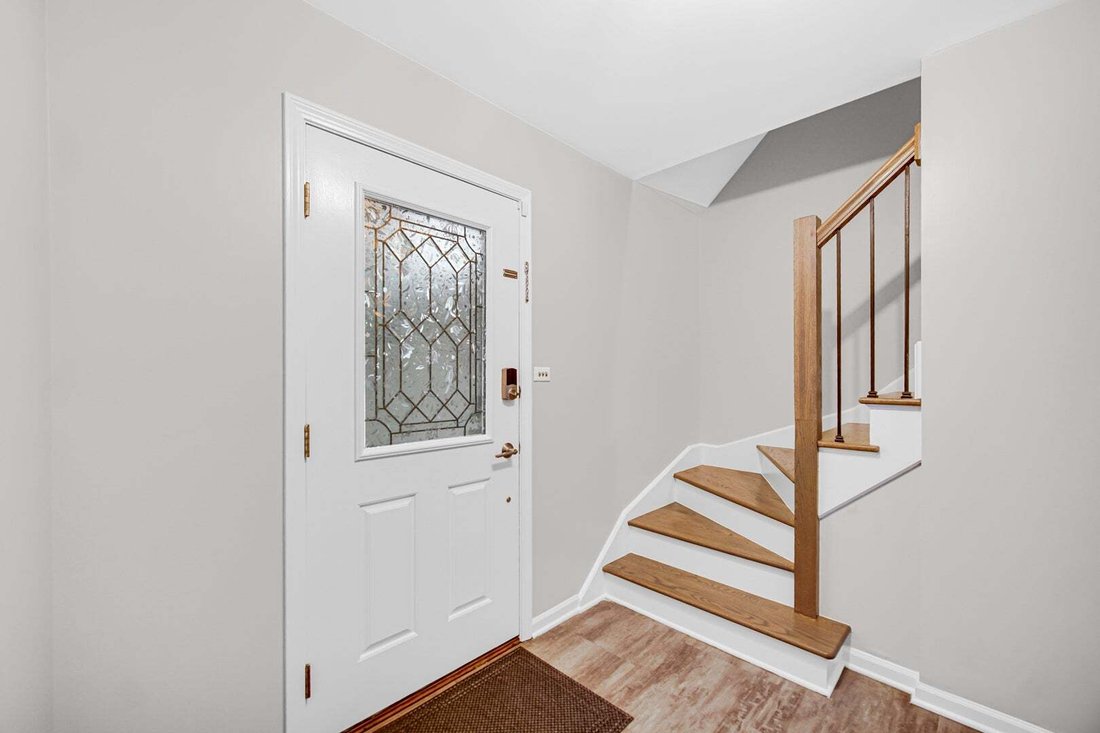 House in Schaumburg, Illinois, United States 4 - 18889716