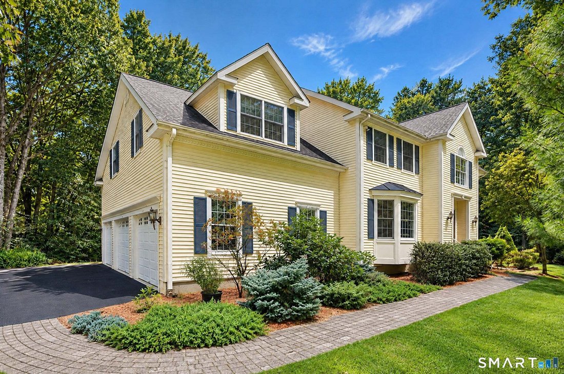 House in Bethel, Connecticut, United States 2 - 18878959