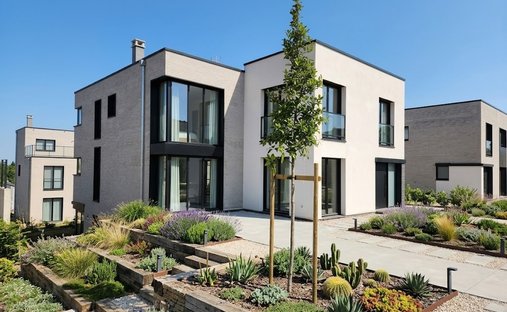 House in Buzenval, Rueil-Malmaison, France 1