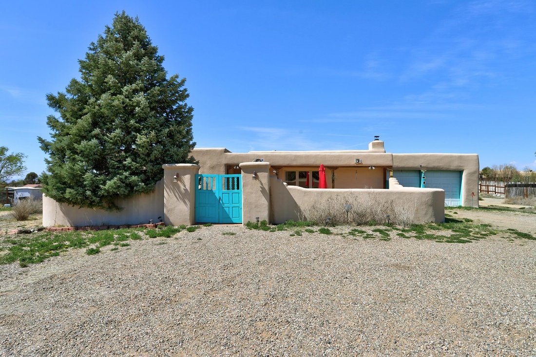 House in Arroyo Seco, New Mexico, United States 1 - 18888117