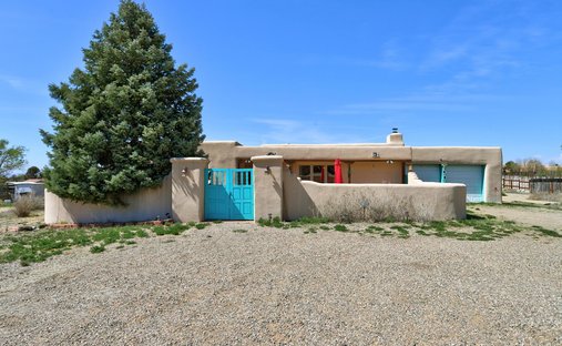 House in Arroyo Seco, New Mexico, United States 1