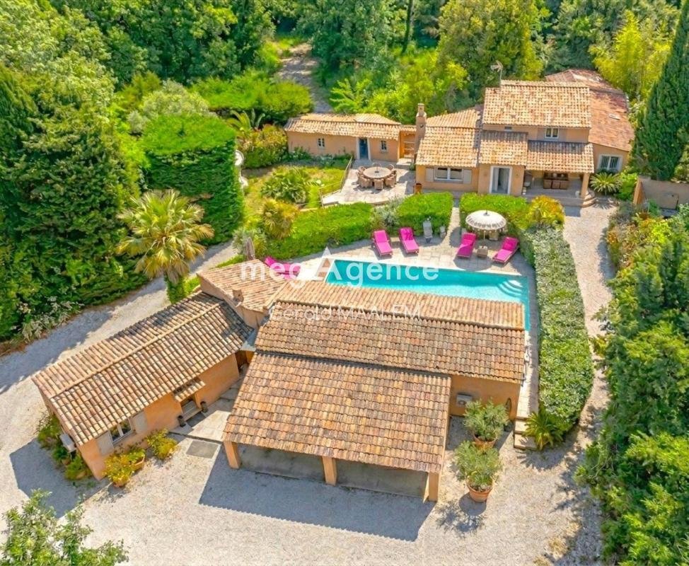 Country House in La Bouverie, Roquebrune-sur-Argens, France 1 - 18883673