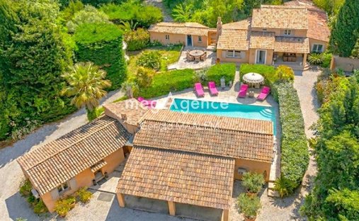 Landhaus in La Bouverie, Roquebrune-sur-Argens, Frankreich 1