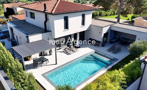 Casa a Lentilly, Auvergne-Rodano-Alpi, Francia 1