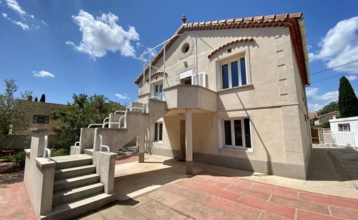 Casa a Saint-Mitre-les-Remparts, Provenza-Alpi-Costa Azzurra, Francia 1