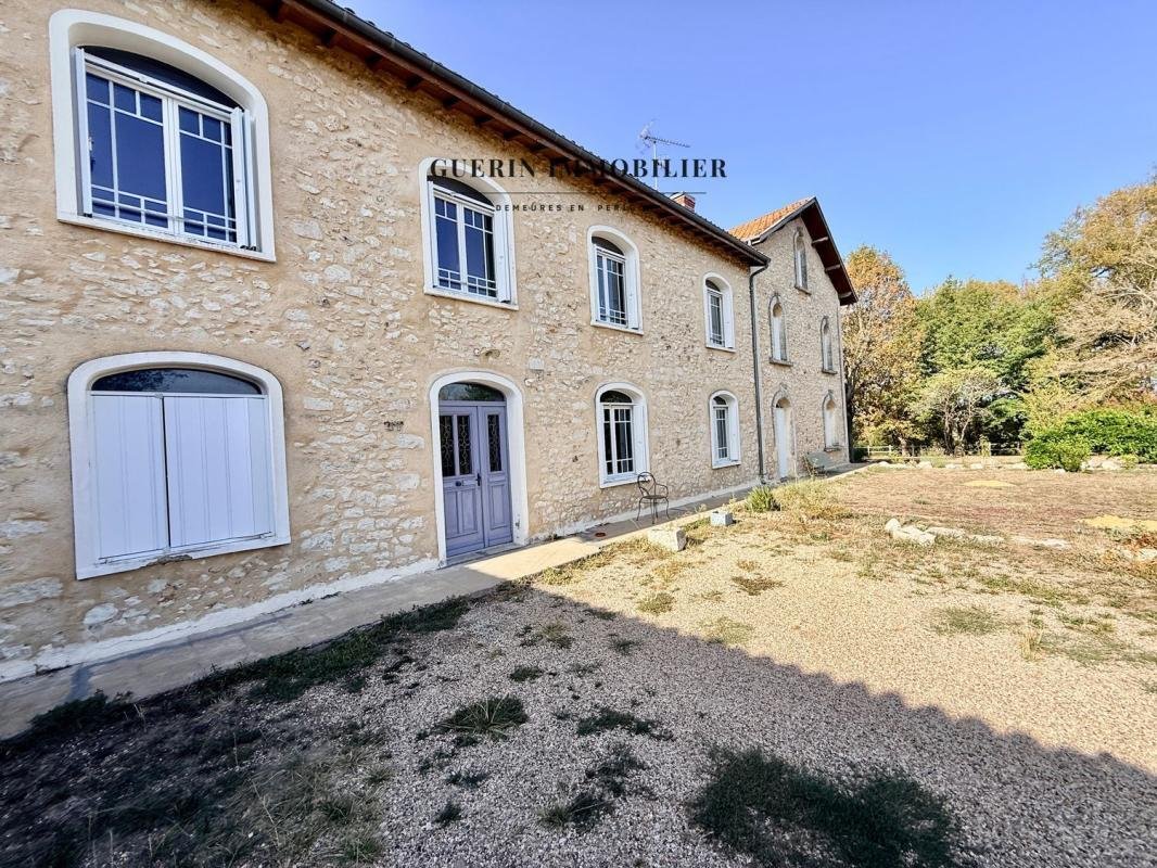 Casa en Gageac-et-Rouillac, Nueva Aquitania, Francia 1 - 18880875