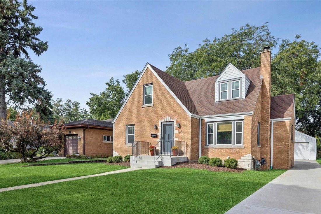 House in Villa Park, Illinois, United States 2 - 18889634