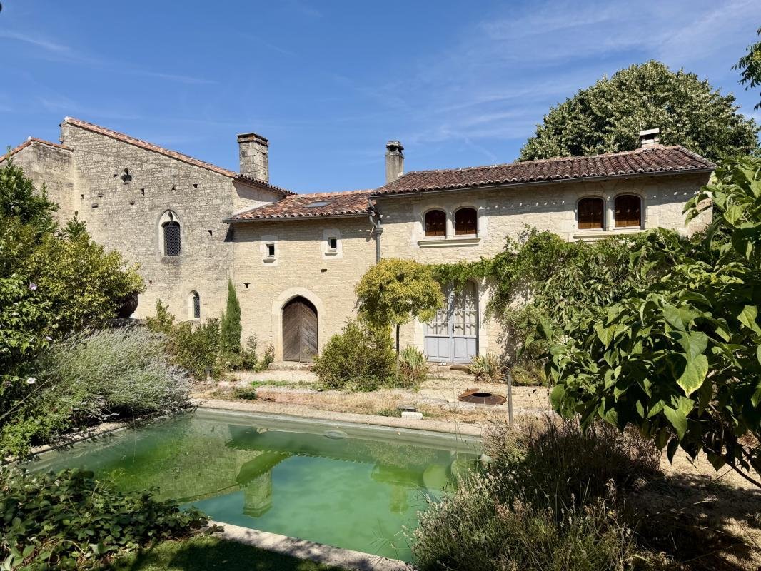 Casa en Tusson, Nueva Aquitania, Francia 1 - 18884633