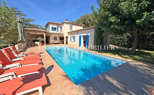 Villa in Nartelle-Noyer-Bellevue-bd des Sardinaux, Sainte-Maxime, France 1