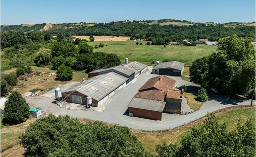 Villa en Carbonne, Occitania, Francia 1