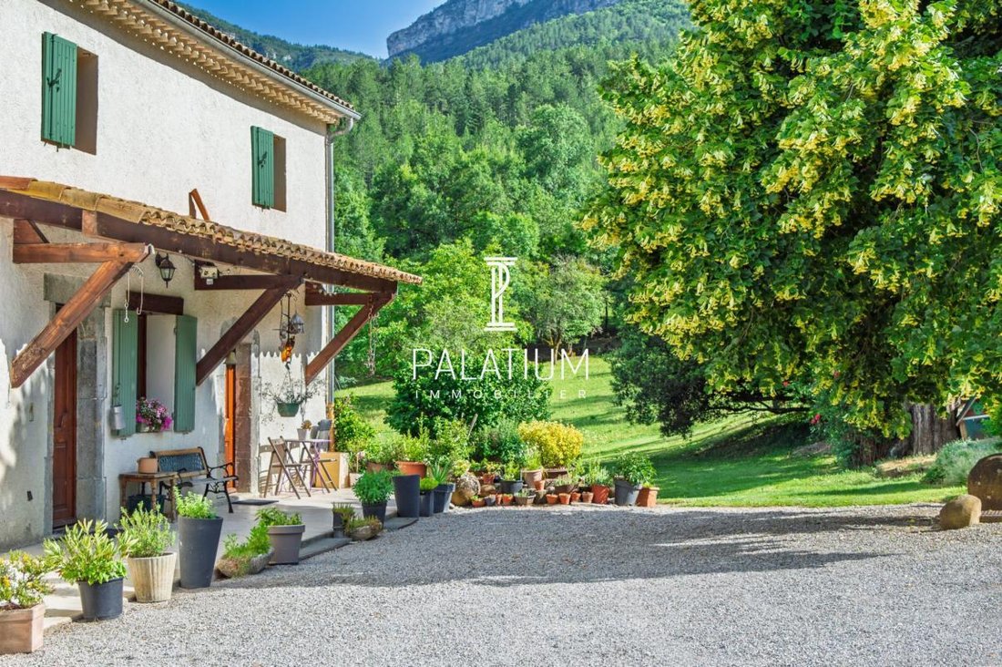 Casa en Noyers-sur-Jabron, Provenza-Alpes-Costa Azul, Francia 4 - 18880940