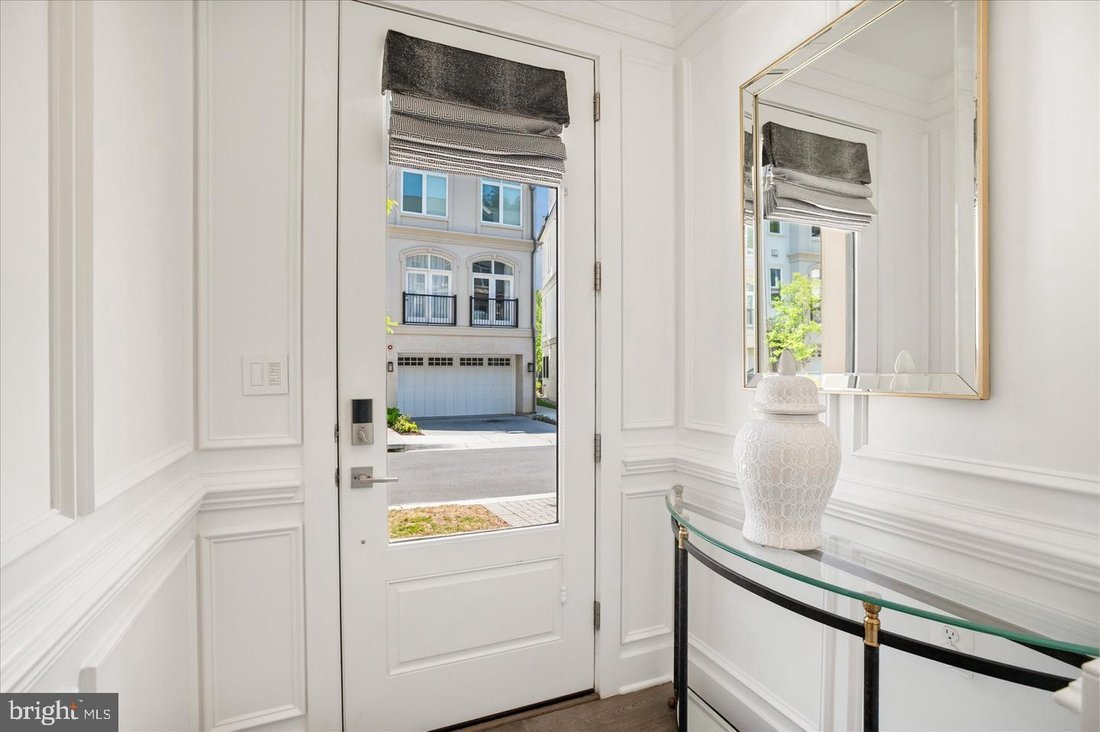 Townhouse in Bethesda, Maryland, United States 3 - 18879925
