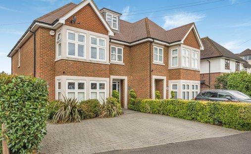 Maison à Rydens, Elmbridge, Angleterre 1