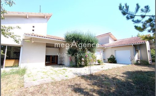 Haus in Mortagne-sur-Gironde, Neu-Aquitanien, Frankreich 1