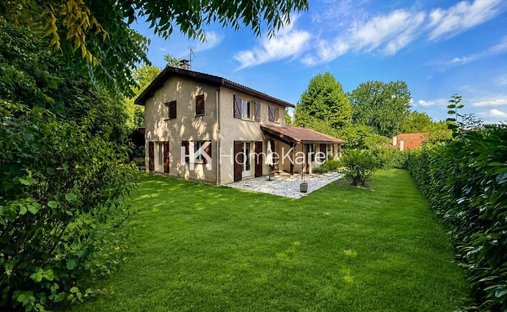 Maison à Zone d'Activité Bersol, Gradignan, France 1
