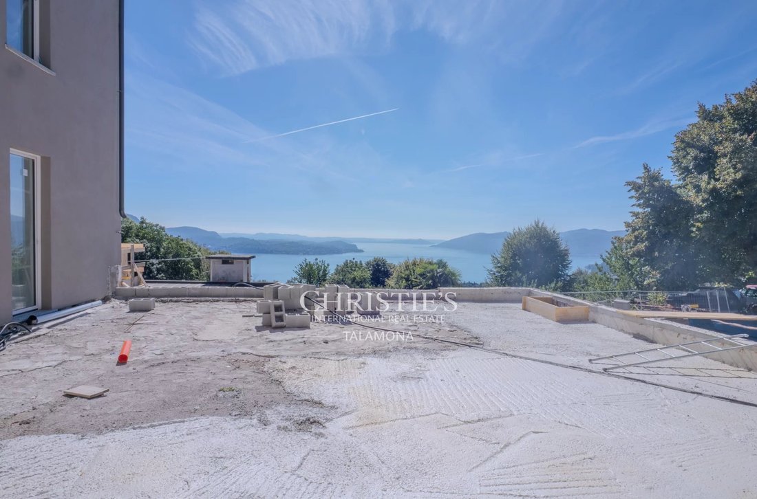 Apartment in Arizzano, Piedmont, Italy 2 - 17735849