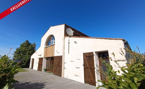 Casa de Campo en Centre, Challans, Francia 1