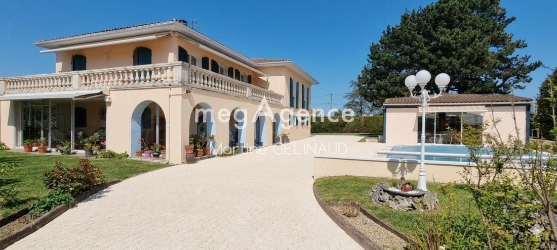 Casa en Centre, Saintes, Francia 2 - 18886123