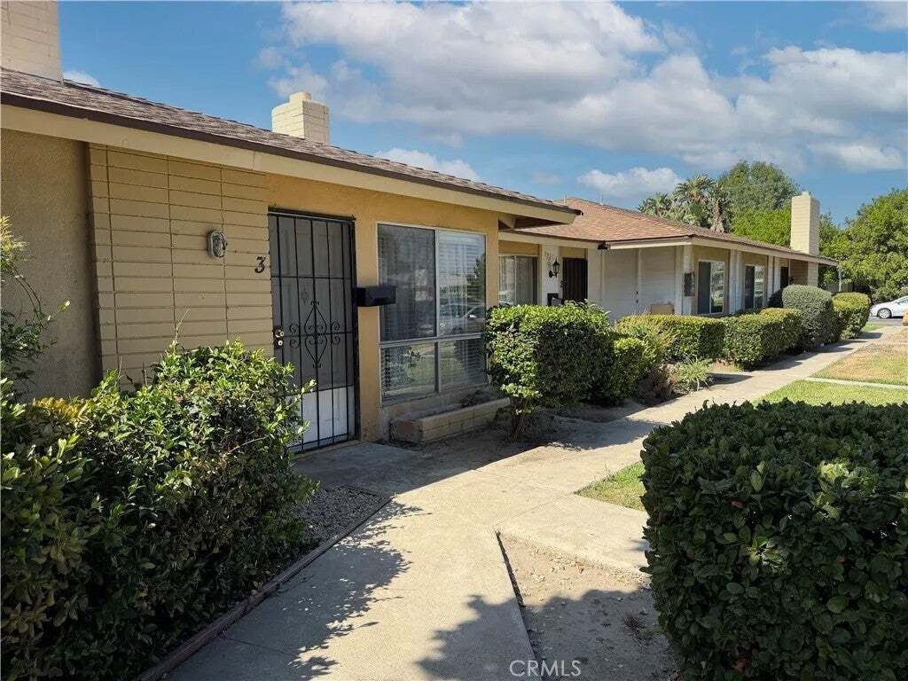 Garden Grove, California, United States 3 - 18890027