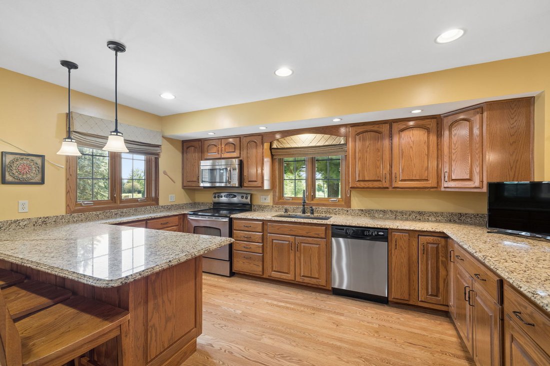 House in Arlington, Illinois, United States 4 - 18889643