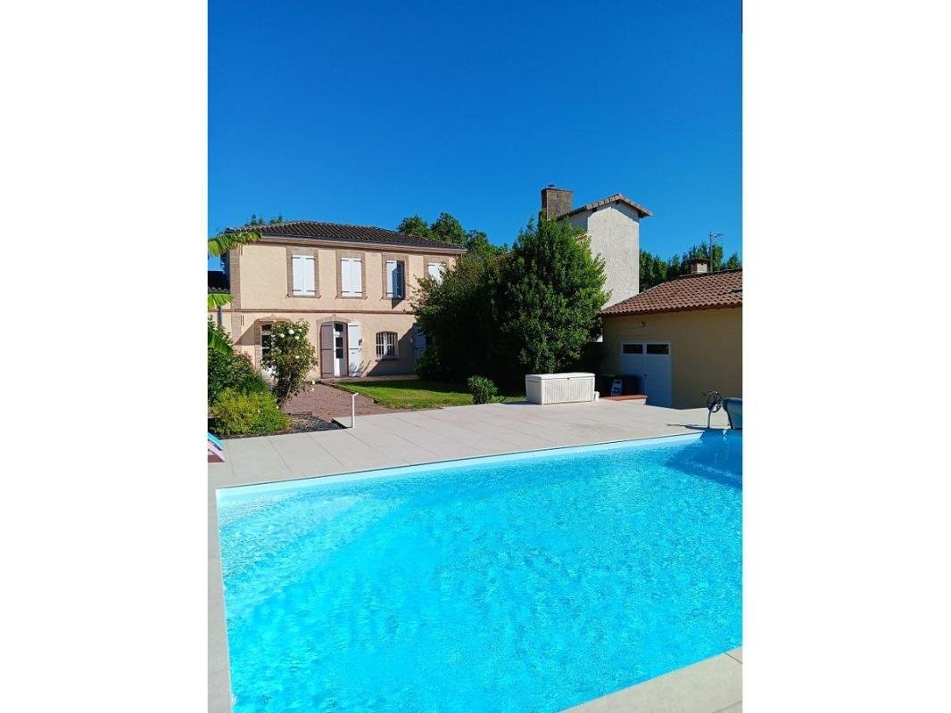 Maison à Gratentour, Occitanie, France 1 - 18880959