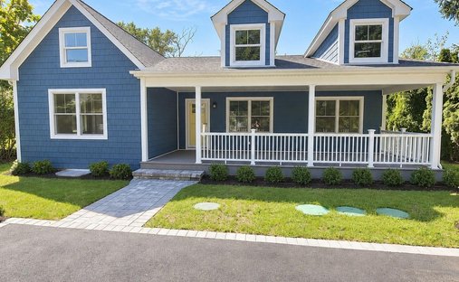 House in Halesite, New York, United States 1