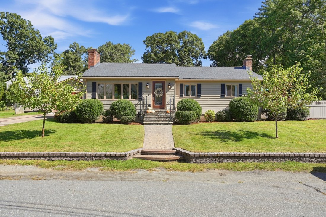 Casa a Burlington, Massachusetts, Stati Uniti 1 - 18886746