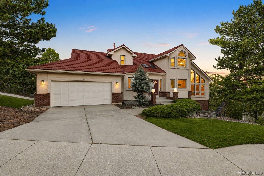 Casa en Colorado Springs, Colorado, Estados Unidos 2 - 17527722