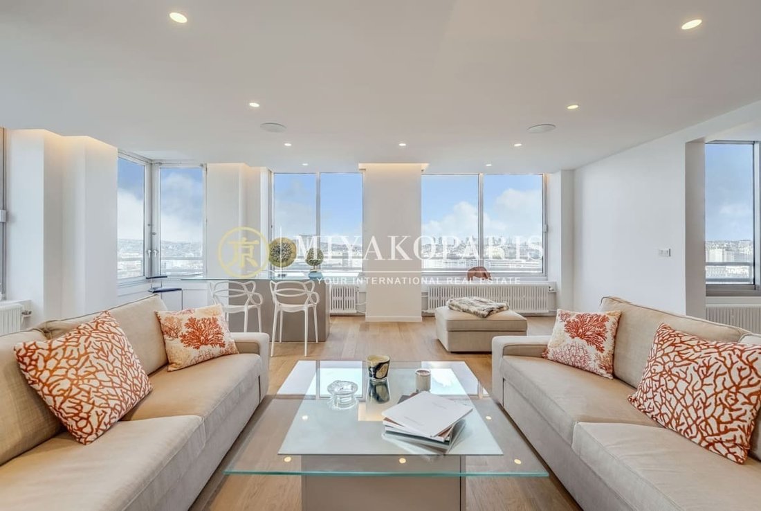 Apartment in Violet Commerce, Paris 15e Arrondissement, Paris 1 - 17128277