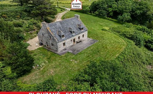 House in Bourg, Plouzane, France 1
