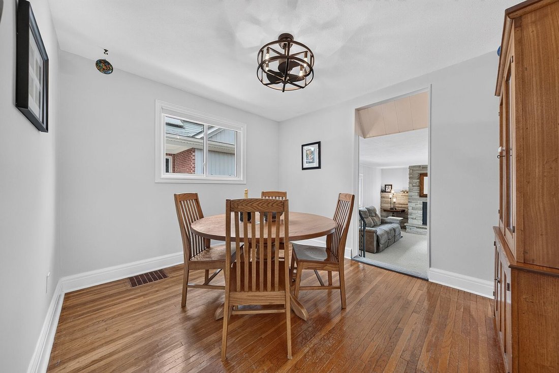 Haus in Waterloo, Ontario, Kanada 5 - 18880128